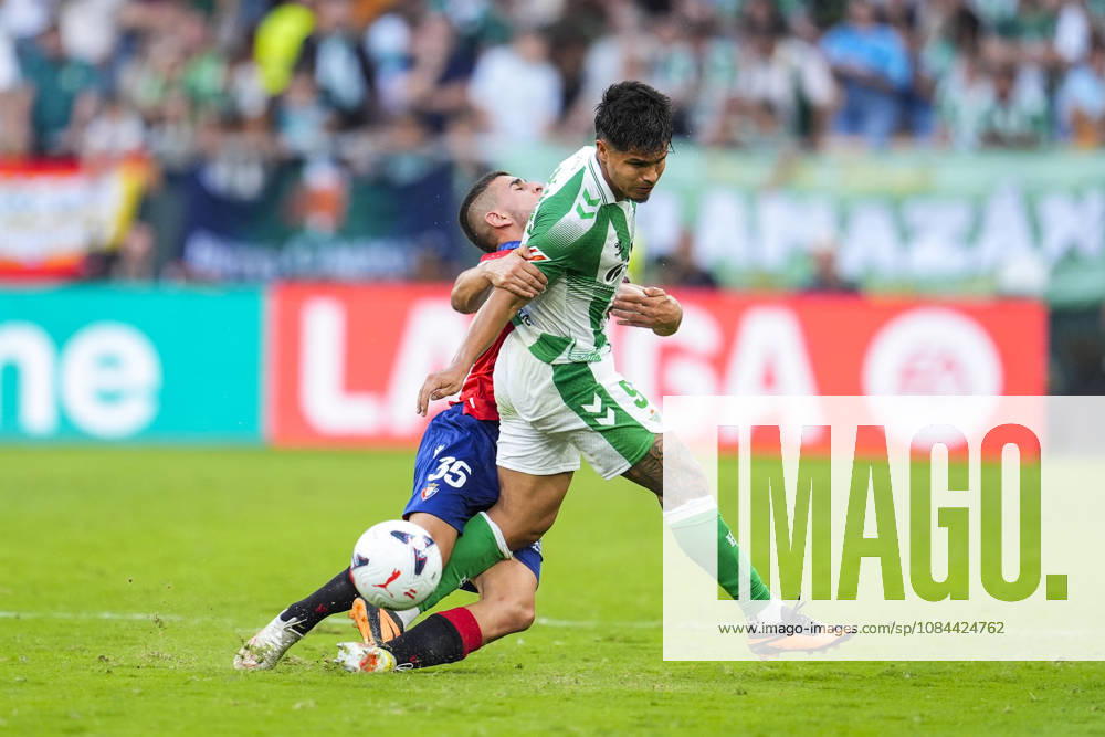 Cucho Hernandez of Real Betis Balompie and Unai Santos of CA Osasuna in action during the Spanish league, LaLiga EA Sports, football match played between Real Betis and CA Osasuna at La Cartuja stadium on October 11, 2026, in Sevilla, Spain. Sevilla Spain - ZUMAa181 20261011_zaa_a181_246