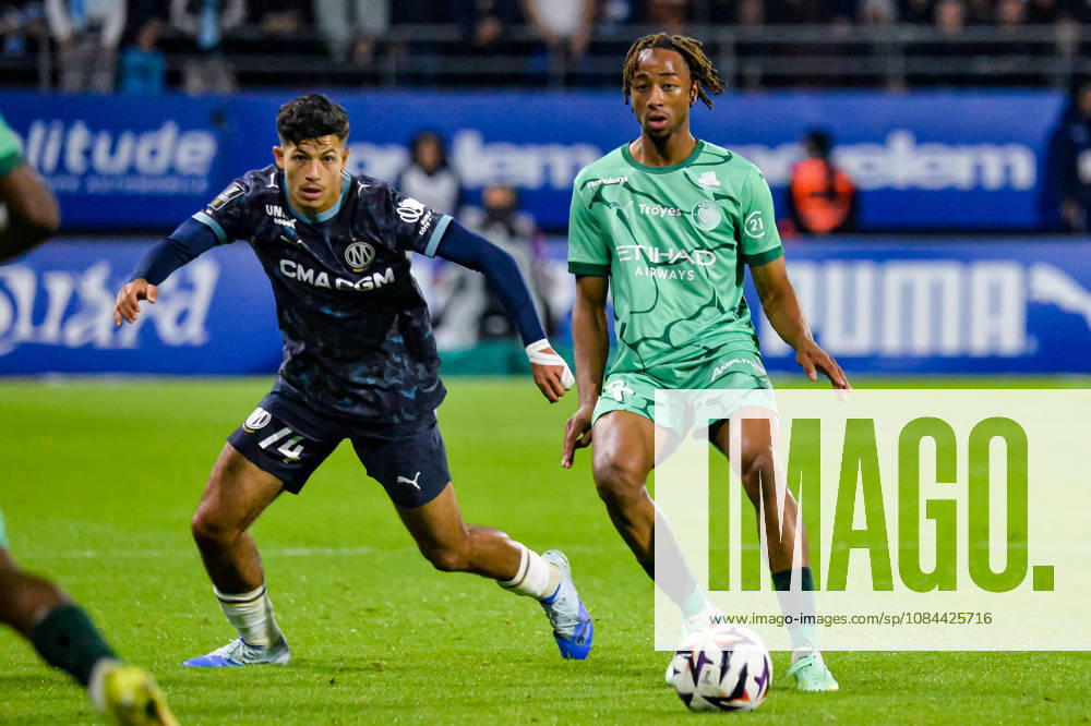Kandet Diawara (ESTAC Troyes) Kelyann Bezahaf (OM)