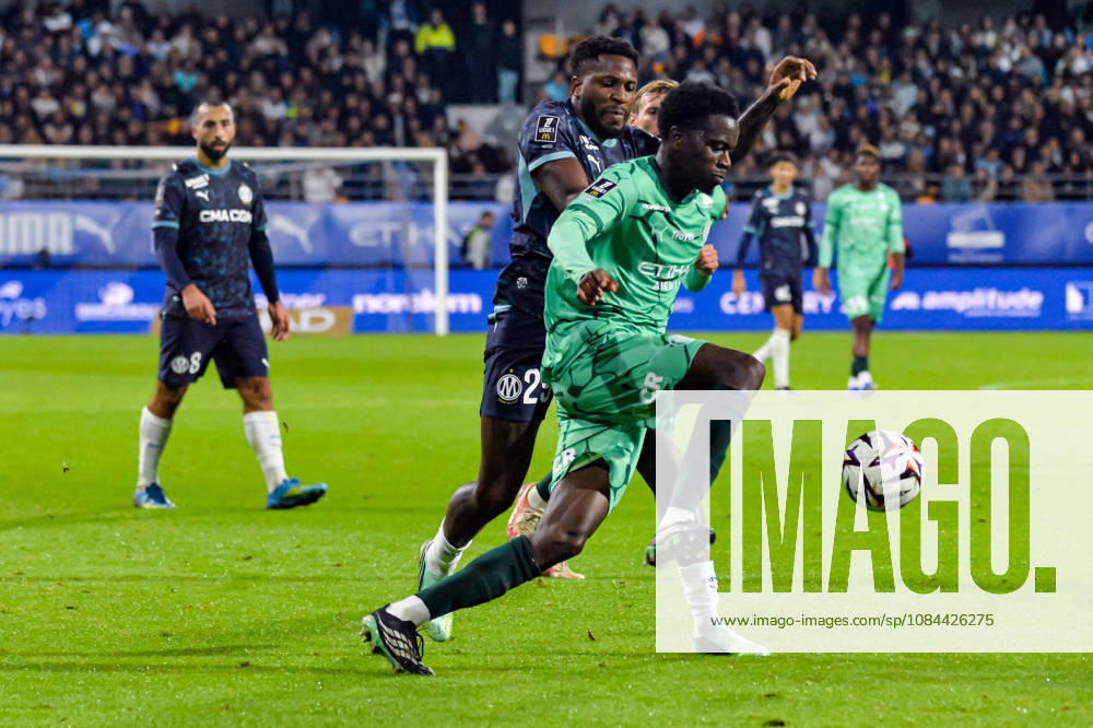 Faris Moumbagna (OM) Junior Diaz (ESTAC Troyes)