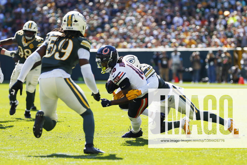 GREEN BAY, WI - OCTOBER 11: Chicago Bears wide receiver Luther Burden III (10) is tackled during a game between the Green Bay Packers and the Chicago Bears on October 11, 2026 at Lambeau Field in Green Bay, WI. (Photo by Larry Radloff Icon Sportswire) NFL, American Football Herren, USA OCT 11 Bears at Packers Icon2610112458