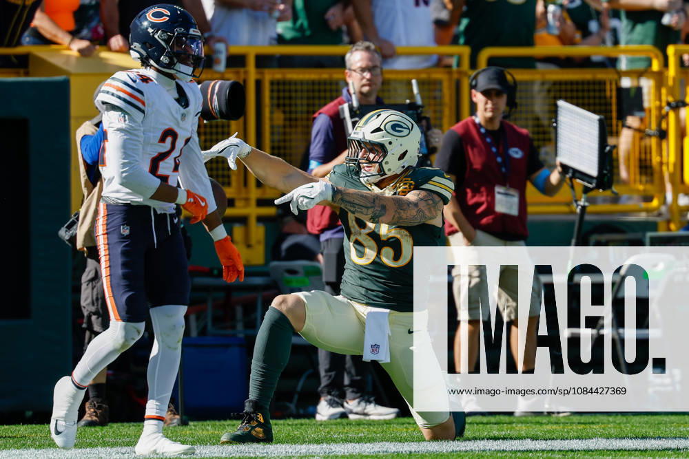 Oct 11, 2026; Green Bay, WI, USA; Green Bay Packers tight end Tucker Kraft (85) celebrates after making a 46 yard catch during NFL, American Football Herren, USA game action against the Chicago Bears at Lambeau Field. Mandatory Credit: -Cal Media NFL 2026: Bears Vs Packers OCT 11 - ZUMAc04_ 20261011_zma_c04_213