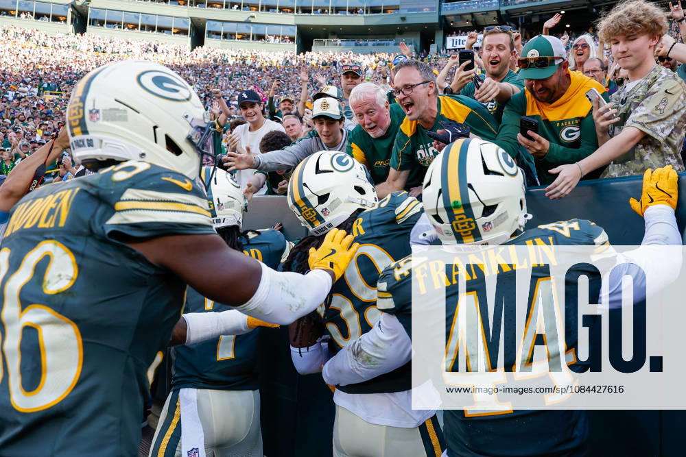 NFL, American Football Herren, USA 2026: Bears Vs Packers OCT 11 Oct 11, 2026; Green Bay, WI, USA; Green Bay Packers linebacker Ty ron Hopper (59) celebrates his interception during NFL game action against the Chicago Bears at Lambeau Field. Mandatory Credit: Darren Lee-Cal Media (Credit Image: Â Darren Lee Cal Sport Media) Green Bay Wi USA