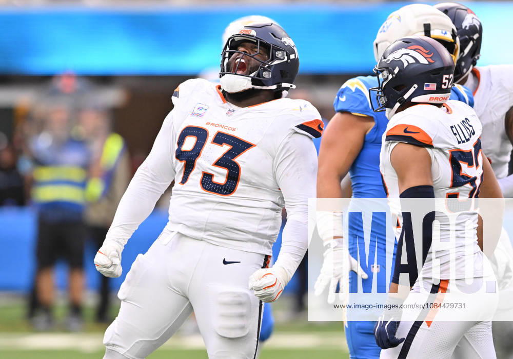 INGLEWOOD, CA - OCTOBER 11: Denver Broncos defensive tackle D.J. Jones (93) celebrates after getting the sack on Los Angeles Chargers quarterback Justin Herbert (10) during the game between the Los Angeles Chargers and the Denver Broncos on October 11, 2026 at SoFi Stadium in Inglewood. (Photo by David Dennis Icon Sportswire) NFL, American Football Herren, USA OCT 11 Broncos at Chargers Icon26101149