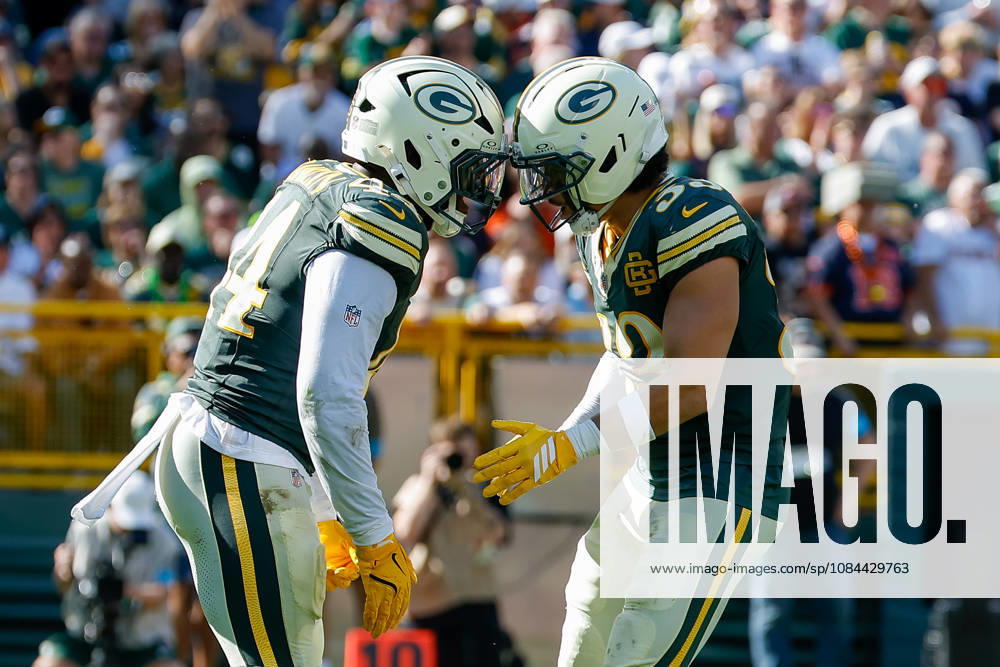 Oct 11, 2026; Green Bay, WI, USA; Green Bay Packers linebacker Zaire Franklin (44) celebrates with safety Evan Williams (33) during NFL, American Football Herren, USA game action against the Chicago Bears at Lambeau Field. Mandatory Credit: -Cal Media Green Bay USA - ZUMAc04_ 20261011_zma_c04_269