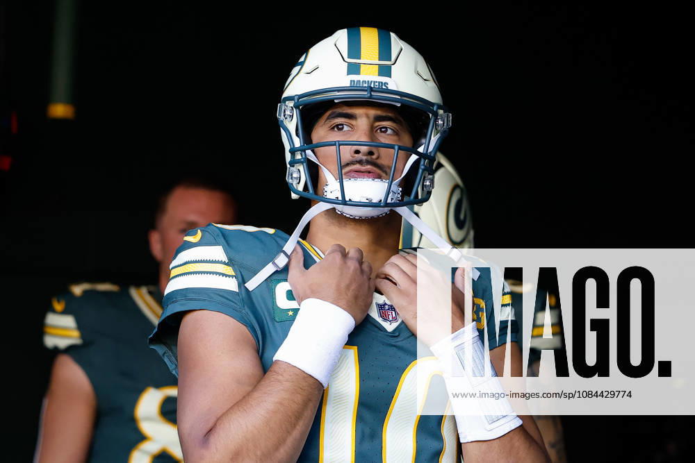 Oct 11, 2026; Green Bay, WI, USA; Green Bay Packers quarterback Jordan Love (10) in the alternate uniform against the Chicago Bears at Lambeau Field. Mandatory Credit: -Cal Media Green Bay USA - ZUMAc04_ 20261011_zma_c04_273