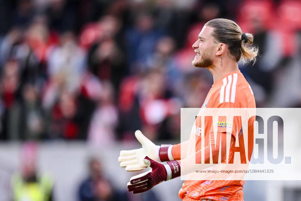 FC Schalke 04 goalkeeper Loris Karius gestures during the Bundesliga match between Sport Club Freiburg and FC Schalke 04 at Europa Park Stadion on October 11, 2026, in Freiburg im Breisgau, Germany Photo by Harry Langer DeFodi Images Goalkeeper Loris Karius of FC Schalke 04 gestures during the Bundesliga match between Sport Club Freiburg and FC Schalke 04 at Europa Park Stadion on October 11, 2026, in Freiburg im Breisgau, Germany Photo by Harry Langer DeFodi Images DFB and DFL regulations prohibit any use of photographs as image sequences and or quasi-video Photo by Harry Langer DeFodi Images DFB and DFL regulations prohibit any use of photographs as imSEQUENCES AND OR QUASI-VIDEO