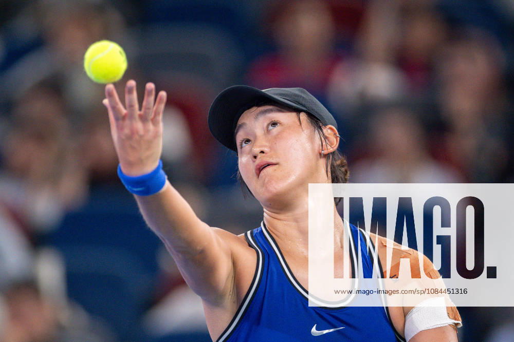 (261012) -- WUHAN, Oct. 12, 2026 -- Wang Xiyu serves during the women s sinlges round of 64 match between Wang Xiyu of China and Wang Xinyu of China of the 2026 Wuhan Open tennis tournament in Wuhan, capital of central China s Hubei Province, Oct. 12, 2026. ) (SP)CHINA-WUHAN-TENNIS-WUHAN OPEN-WOMEN S SINGLES-ROUND OF 64 (CN) DuxZixuan