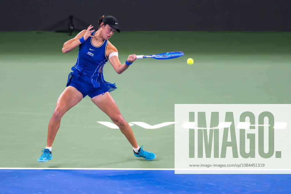 (261012) -- WUHAN, Oct. 12, 2026 -- Wang Xiyu hits a return during the women s sinlges round of 64 match between Wang Xiyu of China and Wang Xinyu of China of the 2026 Wuhan Open tennis tournament in Wuhan, capital of central China s Hubei Province, Oct. 12, 2026. ) (SP)CHINA-WUHAN-TENNIS-WUHAN OPEN-WOMEN S SINGLES-ROUND OF 64 (CN) DuxZixuan
