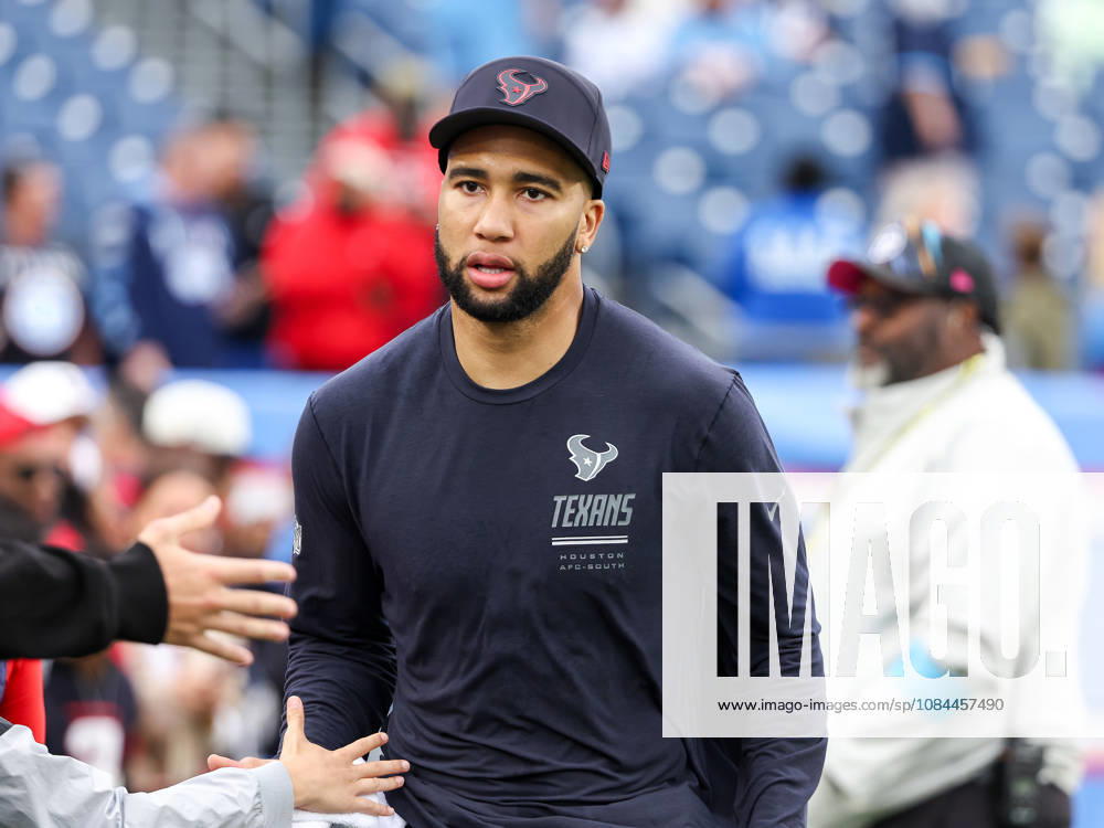 Oct 11, 2026; Nashville, TN, USA; Houston Texans quarterback C.J. Stroud (7) walks on the sideline during warm ups prior to the NFL, American Football Herren, USA regular season game between the Houston Texans and Tennessee Titans at Nissan Stadium. Mandatory Credit: -Cal Media NFL 2026: Texans Vs Titans OCT 11 - ZUMAc04_ 20261011_zma_c04_353