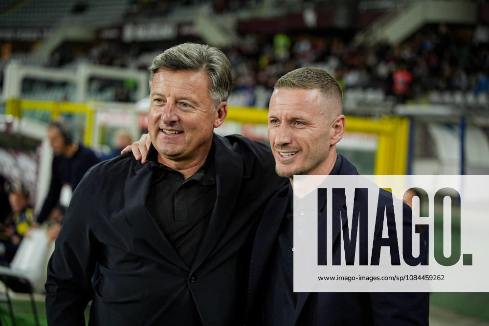 Udinese s head coach Kosta Runjaic and TorinoÕs head coach Ignazio Abate during the Serie A soccer match between Torino and Udinese at the Stadio Olimpico Grande Torino in Turin, north west Italy - Sunday, October 12, 2026. - Soccer .