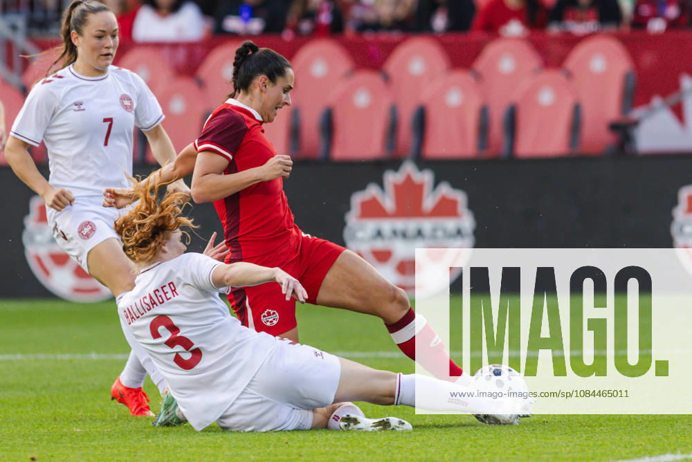 Evelyne Viens of Canada scores their team s second goal during the Women’s International Friendly, Länderspiel, Nationalmannschaft match between Canada and Denmark on October 12th, 2026 in BMO Field, Toronto, Ontario, Canada