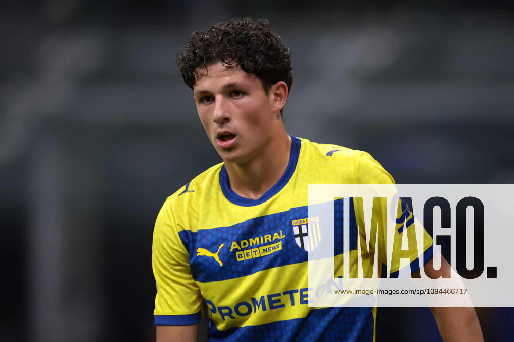 FC Internazionale v Parma Calcio 1913 - Serie A - Season 2026-2027 Milan, Italy, 10th October 2026. Simone Lontani of Parma Calcio looks on during the FC Internazionale vs Parma Calcio 1913 Serie A match at Giuseppe Meazza, Milan. Picture credit should read: Jonathan Moscrop Milan Stadio Giuseppe Meazza Italy