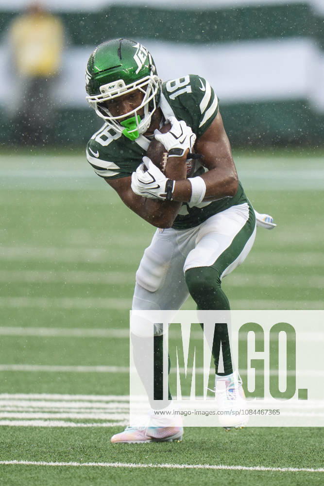 Oct 11, 2026; East Rutherford, NJ, USA; New York Jets wide receiver Isaiah Williams (18) in action during an NFL, American Football Herren, USA game against the Cleveland Browns at MetLife Stadium. Mandatory Credit: -Cal Media NFL 2026: Browns Vs Jets OCT 11 - ZUMAc04_ 20261011_zma_c04_434