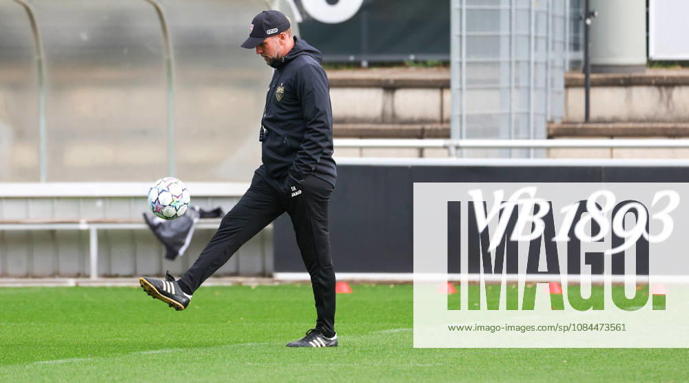 Germany, Stuttgart, Soccer: VfB Stuttgart Practice; Coach Sebastian Hoeneß juggles the ball
