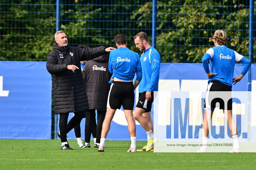 Soccer, Men s, 2nd Division Bundesliga, 2026–2027 Season, Holstein Kiel Practice, KSV Coach Tim Walter, Kiel, near Holstein Stadium Projensdorf, Training Center, Northern Schleswig-Holstein, Germany