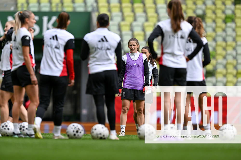 POLAND VS BELGIUM Marie Detruyer (20) of Belgium pictured during a MD-1 training session before a female soccer game between the national teams of Poland and Belgium , called the Red Flames , in the play-offs round 1 and 2nd leg for the European qualifiers , on Monday 12 October 2026 in Gdansk , POLAND . PHOTO SPORTPIX Stijn Audooren Sportpix.be Gdansk Polsat Plus Arena POLAND