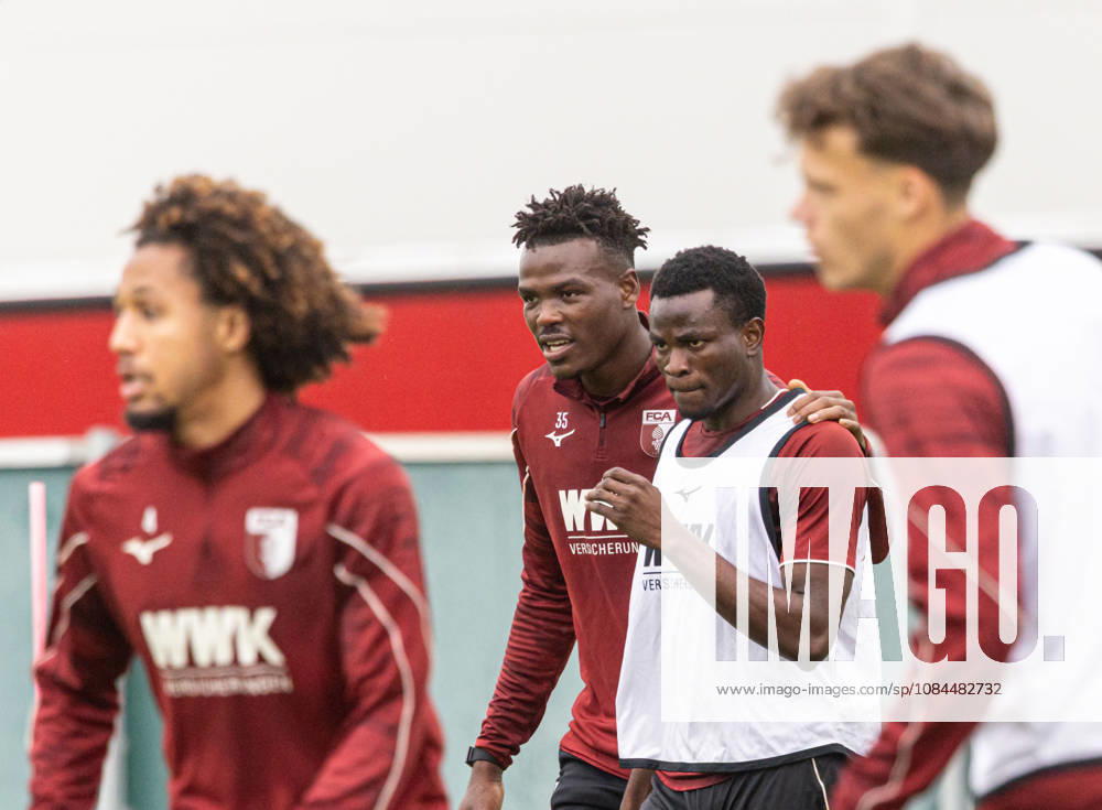 Juma Bah, FC Augsburg 35, with Uchenna Ogundu, FC Augsburg 39, FC Augsburg, Training,