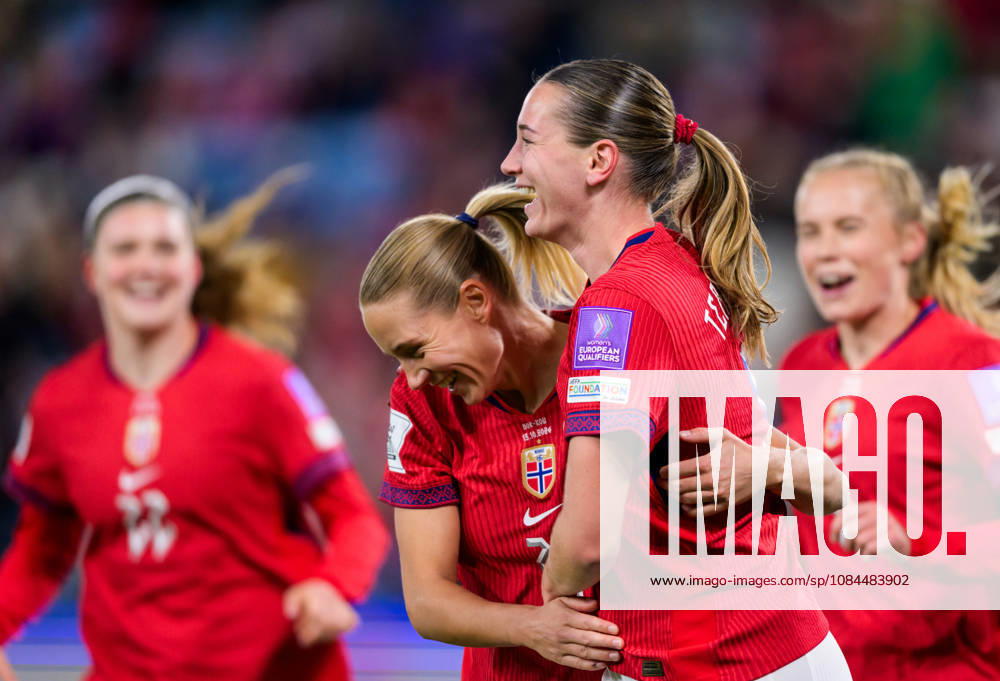 Elisabeth Terland of Norway celebrates after scoring 2–0 during the FIFA Women’s World Cup Qualifier soccer match between Norway and Romania on October 13, 2026 in Oslo. Photo by Marius Simensen, BILDBYRÅN COP 238 MM0076 bbeng women s soccer football soccer FIFA World Cup qualifiers World Cup qualifiers women s World Cup qualifiers international match Norway Romania celebration
