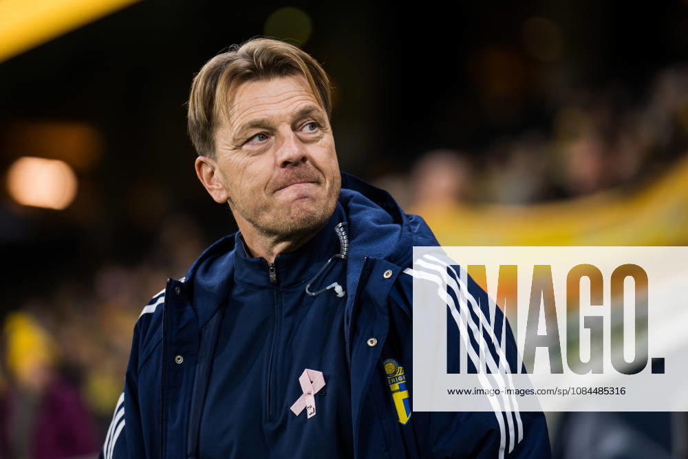 Sweden’s head coach Tony Gustavsson ahead of the FIFA Women’s World Cup qualifying playoff soccer match between Sweden and Lithuania on October 13, 2026 in Stockholm. Photo by Emma Wallskog, BILDBYRÅN, code EW JZ0769. soccer, football, soccer, World Cup qualifiers, FIFA Women’s World Cup qualifier, Sweden, Lithuania, women’s soccer, BBENG, Lithuania