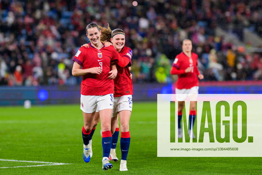 Elisabeth Terland of Norway celebrates after scoring the 4-0 goal during the FIFA Women’s World Cup Qualifier soccer match between Norway and Romania on October 13, 2026 in Oslo. Photo by Marius Simensen, BILDBYRÅN COP 238 MM0076 bbeng women s soccer football soccer FIFA World Cup qualifiers World Cup qualifiers women s World Cup qualifiers international match Norway Romania celebration