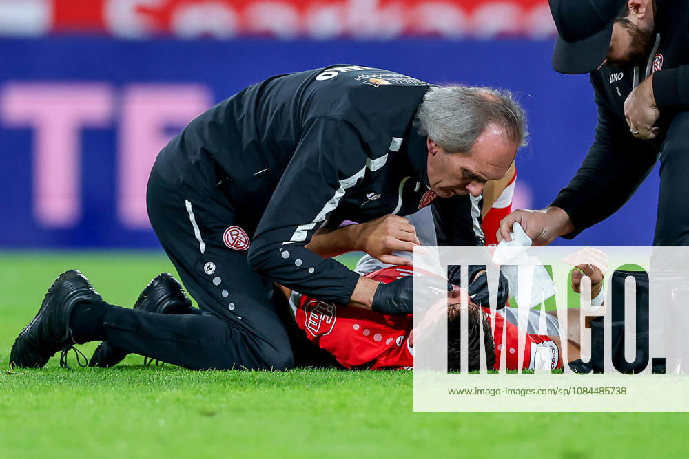 Soccer, 3rd Division, Rot Weiss Essen vs. SC Fortuna Köln, Hafenstraße Stadium, Matchday 9, 2026–27 Season. Semir Telalovic (RWE 17) requires medical attention due to an injury. DFB regulations prohibit any use of photographs as image sequences and or quasi-video. North Rhine-Westphalia, Germany