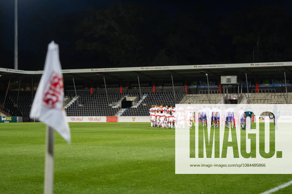 Soccer 3rd Division, VfB Stuttgart U23 vs. TSG Hoffenheim II, from left: Teams entering the field, Aspach