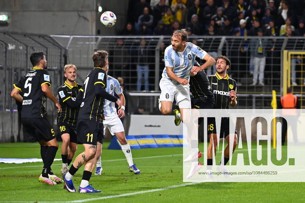 Goal by Michael EBERWEIN of 1860 Munich, a header for the 1-0 lead, play,Penalty area play, Bavarian Regional League soccer, 2026–2027 season, Matchday 26–27, TSV 1860 Munich vs. SpVgg Bayreuth on October 12, 2026, at Grünwalder Stadion in Munich