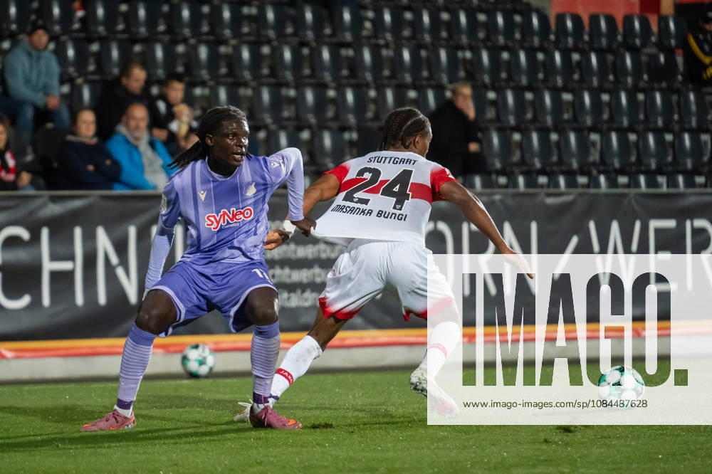 Soccer 3rd Division, VfB Stuttgart U23 vs. TSG Hoffenheim II, from left: Blessing Makanda 17, TSG Hoffenheim II vs. Joyeux Masanka Bungi 24, VfB Stuttgart II vs. Aspach