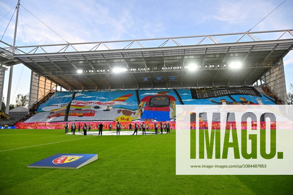 RC Lens vs Sporting CP fans and supporters of Lens pictured with a giant tifo during the Uefa Champions League matchday 2 game in the League phase in season 2026 - 2027 between Racing Club de Lens and Sporting CP Lisbon on October 13 , 2026 in Lens, France. (Photo by David Catry Sportpix) Lens Stade Bollaert Delelis France
