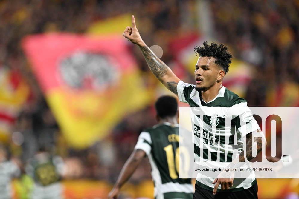 RC Lens vs Sporting CP Luis Suarez (97) of Sporting CP celebrates after scoring the 0-1 goal during the Uefa Champions League matchday 2 game in the League phase in season 2026 - 2027 between Racing Club de Lens and Sporting CP Lisbon on October 13 , 2026 in Lens, France. (Photo by David Catry Sportpix) Lens Stade Bollaert Delelis France