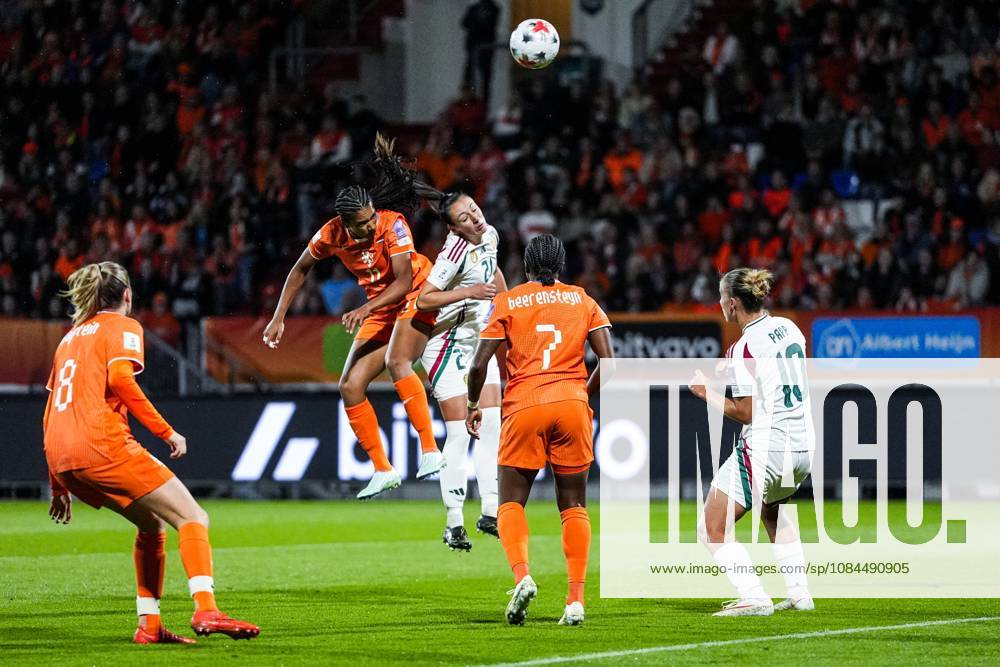 TILBURG - Esmee Brugts of the Netherlands scores the 1-0 during the World Cup qualifying match between the Netherlands and Hungary at the Koning Willem II Stadium on October 13, 2026 in Tilburg, the Netherlands. TOBIAS KLEUVER ANP ANPxSportx IVx 572342689 originalFilename: 572342689