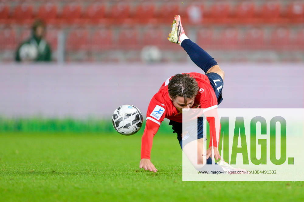 Samuel Weiss of Unterhaching, 17, goes down after a foul; free kick; single frame; action; 13 10 2026; Unterhaching, Germany; soccer; Bavarian Regional League; SpVgg Unterhaching vs. TSV 1882 Landsberg