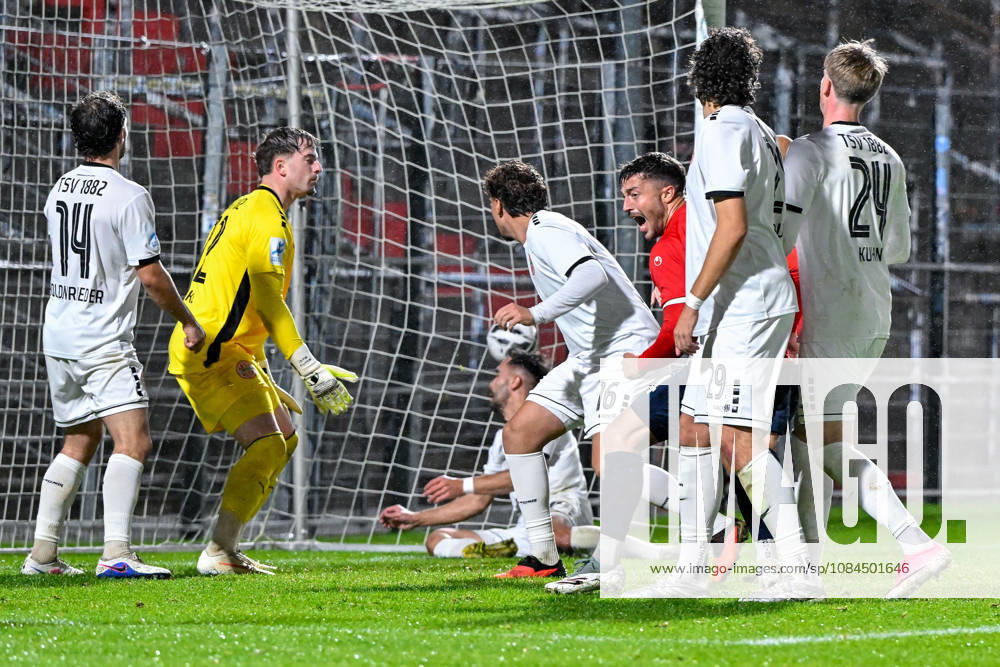 Goal to make it 2–0: Maximilian Holdenrieder, Landsberg, 14; Maurice Merkl, goalkeeper, Landsberg, 22; Fabian Kljucevic, Landsberg, 16; David Bauer, Landsberg, 29 Benedikt Kuhn, Landsberg, 24, looking disappointed; disappointment, frustration, pessimistic; Moritz Mueller, Unterhaching, 24, turning away in celebration; 13 10 2026, Unterhaching, Germany, soccer, Bavarian Regional League, SpVgg Unterhaching vs. TSV 1882 Landsberg