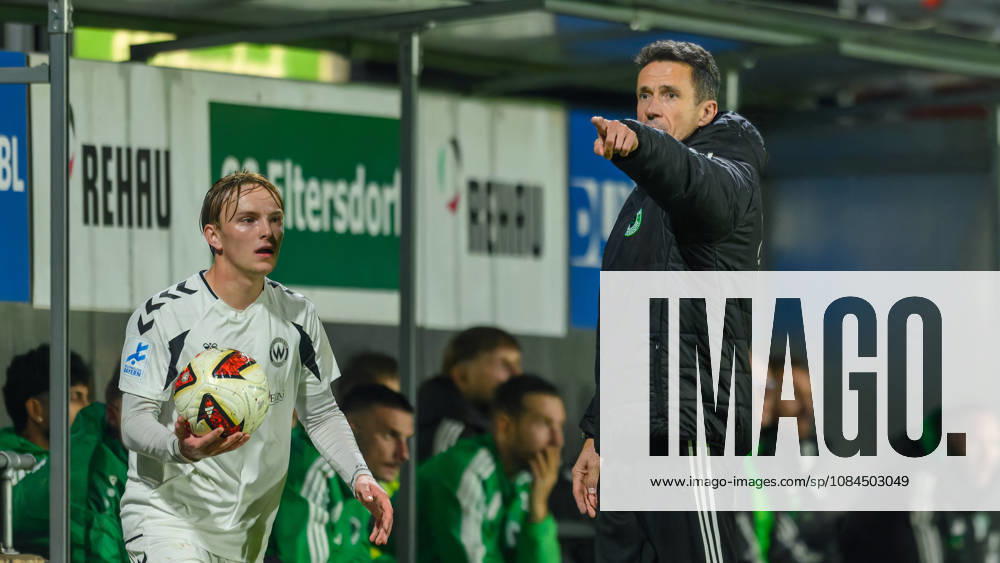Soccer Season 2026–2027 Bavarian Regional League Matchday 14 SC Eltersdorf vs. SV Wacker Burghausen JoTe Louis Stegmiller 21, SV Wacker Burghausen Bernd Eigner Coach SC Eltersdorf