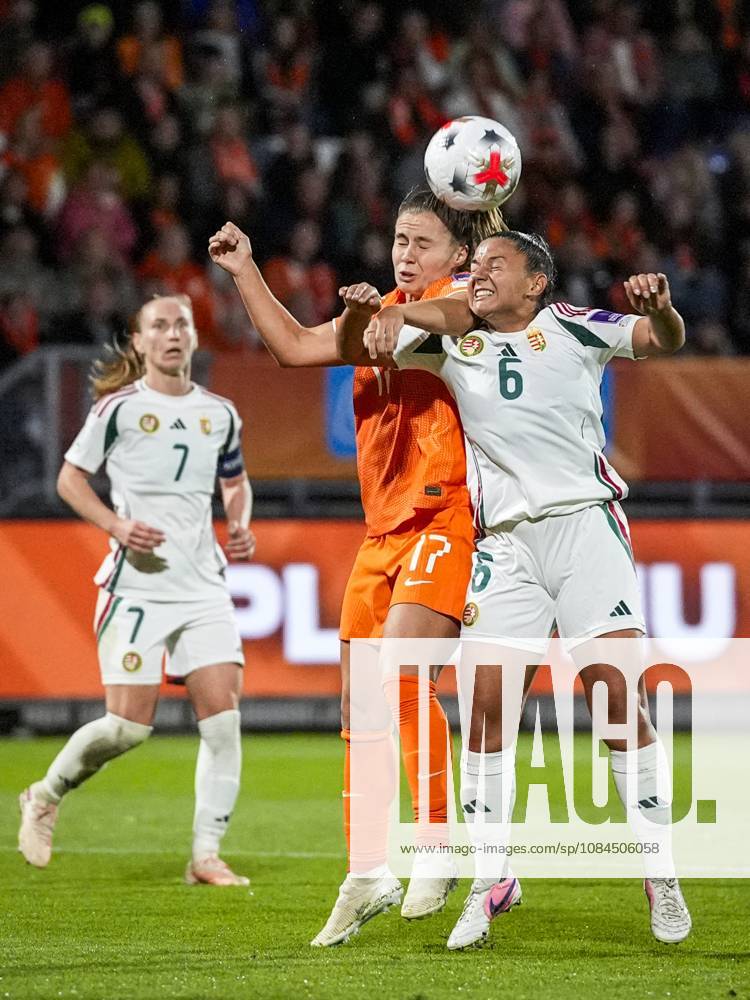 TILBURG - (lr) Victoria Pelova of the Netherlands, Evelin Fenyvesi of Hungary during the World Cup qualifying match between the Netherlands and Hungary at the Koning Willem II Stadium on October 13, 2026 in Tilburg, the Netherlands. TOBIAS KLEUVER ANP ANPxSportx IVx 572376710 originalFilename: 572376710