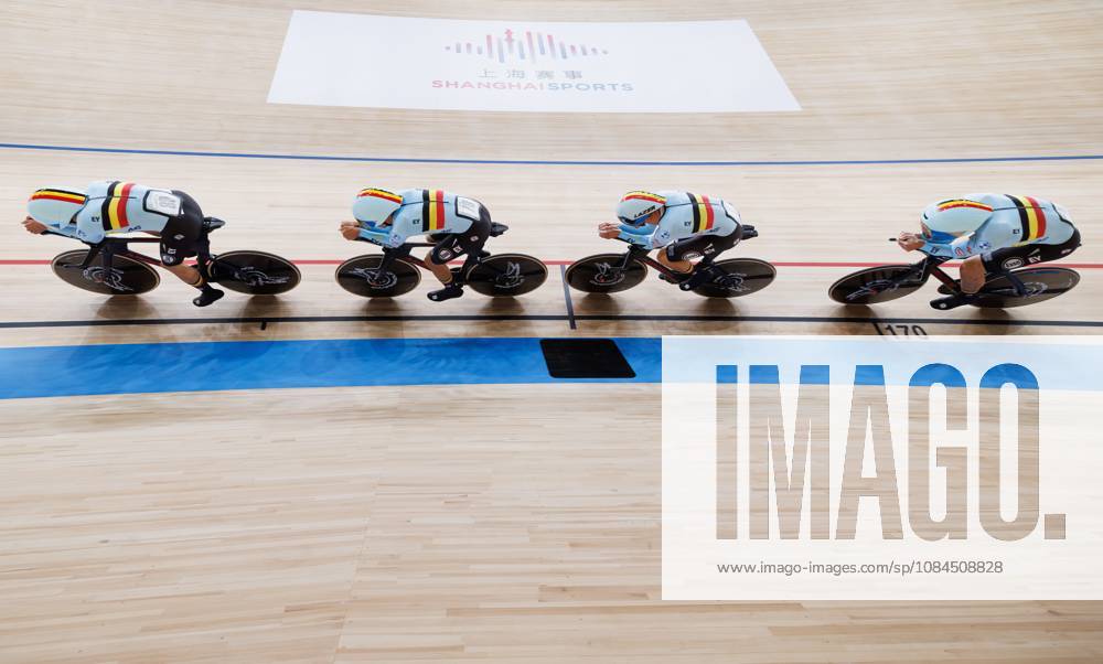 Belgian Noah Vandenbranden; Belgian Gianluca Pollefliet; Belgian Witse Bertels and Belgian Tuur Dens are pictured in action during the Mens Team Pursuit event at the UCI Track cycling, Rad, Radsport, Bahnrad, Bahn World Championships in Shanghai, China on Wednesday 14 October 2026. The worlds are taking place from 14 to 18 October 2026. BENOITxDOPPAGNE x189757211x