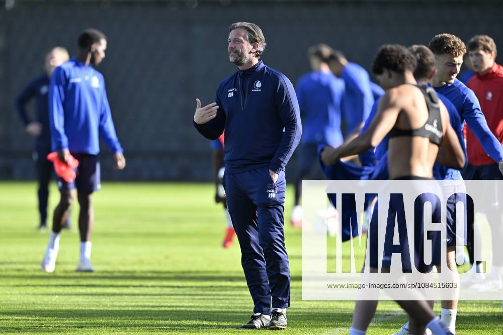 KAA Gent v AGF Aarhus - UEFA Conference League Media Activities 14 10 2026 GENT, BELGIUM - OCTOBER 14 : De Mil Rik head coach of KAA Gent pictured during a training session ahead of the UEFA Conference League 2026 27 League Phase matchday 1 match between KAA Gent and AGF Aarhus on October 14, 2026 in Gent, Belgium, 14 10 2026 Gent Belgium
