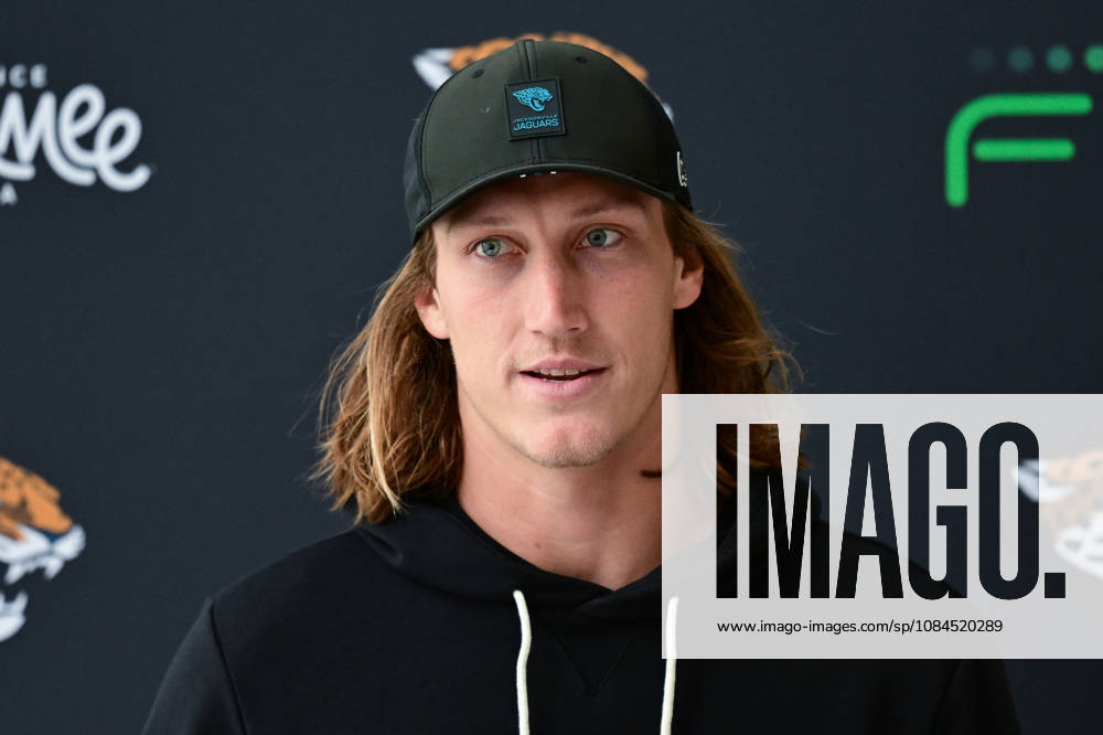 Jacksonville Jaguars, Press and Training Jacksonville Jaguars quarterback Trevor Lawrence (16) during the press conference, PK, Pressekonferenz practise session for Jacksonville Jaguars at the Grove Hotel, Chandler s Cross, UK on 14 October 2026. Chandler s Cross Grove Hotel Hertfordshire UK Editorial use only ,
