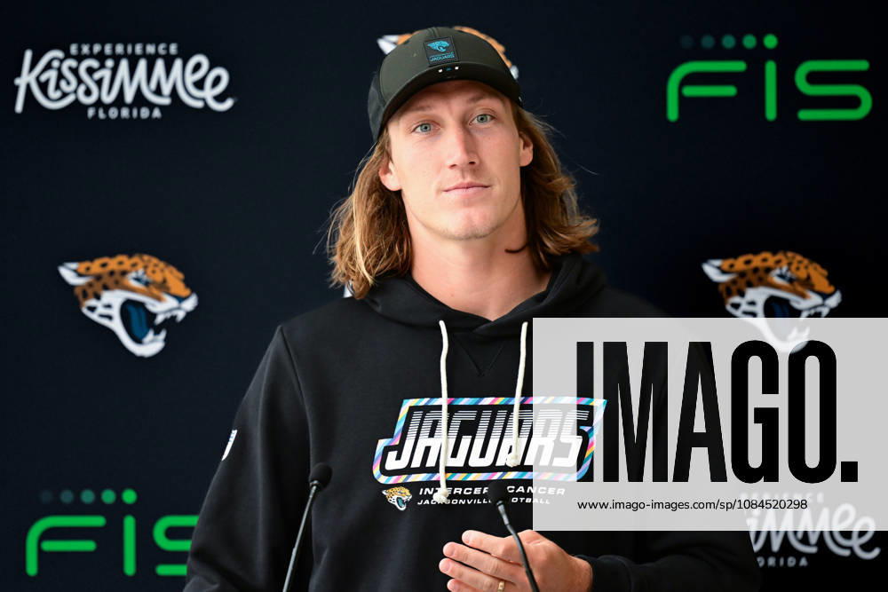 Jacksonville Jaguars, Press and Training Jacksonville Jaguars quarterback Trevor Lawrence (16) during the press conference, PK, Pressekonferenz practise session for Jacksonville Jaguars at the Grove Hotel, Chandler s Cross, UK on 14 October 2026. Chandler s Cross Grove Hotel Hertfordshire UK Editorial use only ,
