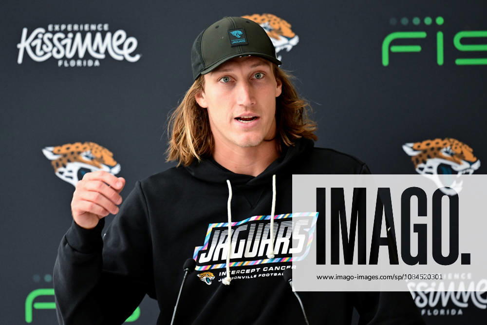 Jacksonville Jaguars, Press and Training Jacksonville Jaguars quarterback Trevor Lawrence (16) during the press conference, PK, Pressekonferenz practise session for Jacksonville Jaguars at the Grove Hotel, Chandler s Cross, UK on 14 October 2026. Chandler s Cross Grove Hotel Hertfordshire UK Editorial use only ,