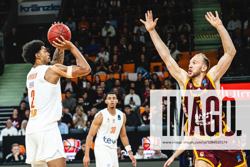 Ibi Watson of ratiopharm ulm and Adin Vrabac of KK Bosna BH Telecom Sarajevo battle for the ball during the Basketball Eurocup game between ratiopharm ulm and BOSNA BH Telecom Sarajevo at the ratiopharm Arena on October 14, 2026 in Neu Ulm, Germany. Photo by Harry Langer, DeFodi Images