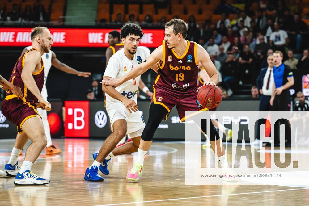 Adam Atamna of ratiopharm Ulm and Darko Talic of KK Bosna BH Telecom Sarajevo battle for the ball during the Basketball Eurocup game between ratiopharm Ulm and BOSNA BH Telecom Sarajevo at the ratiopharm Arena on October 14, 2026 in Neu Ulm, Germany. Photo by Harry Langer, DeFodi Images