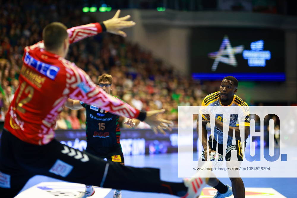 2026.10.14 Magdeburg Pilka reczna , Liga Mistrzow EHF , sezon 2026 27 SC Magdeburg -Industria Kielce N z Dylan Nahi Foto Tomasz Fafara PressFocus 2026.10.14 Magdeburg Handball , EHF Champions League , 2026 2027 season SC Magdeburg - Industria Kielce Dylan Nahi Credit: Tomasz Fafara PressFocus NEWSPIX.PL --- newspix.pl