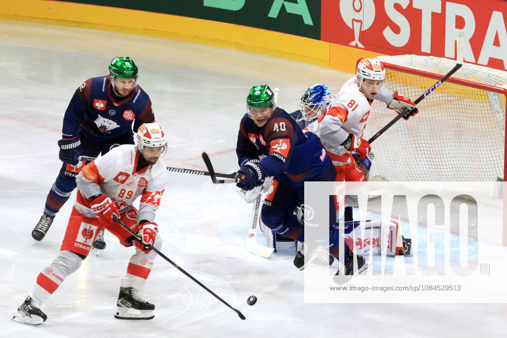 DEU, GER, Ice Hockey, Champions League, 2026–27 Season, Berlin, Eisbären Berlin vs. Klagenfurther AC Eric Mik, Eisbären Berlin 12, Korbinian Geibel, Eisbären Berlin 40, Raphael Herburger, Klagenfurt 89, Finn van Ee, Klagenfurt 81, nordphoto GmbH, Engler, City, Wellblechpalast, Federal State, Country
