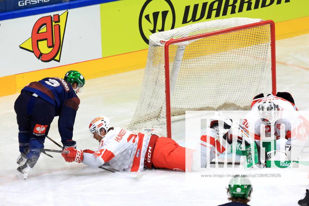DEU, GER, Ice Hockey, Champions League, 2026–27 Season, Berlin, Eisbären Berlin vs. Klagenfurther AC Ty Ronning Eisbären Berlin 9, Thomas Hundertpfund Klagenfurth 27, Mareks Mitens Furey Klagenfurth 30 nordphoto GmbH Engler City Corrugated Iron Palace Federal State Country