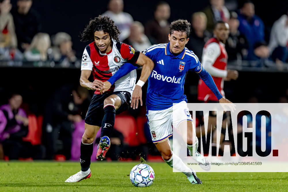 ROTTERDAM: Feyenoord midfielder Gjivai Zechiël and Como defender Kaiki Bruno during the UEFA Champions League match between Feyenoord and Como at De Kuip on October 14, 2026, in Rotterdam, the Netherlands. Photo by DeFodi Images