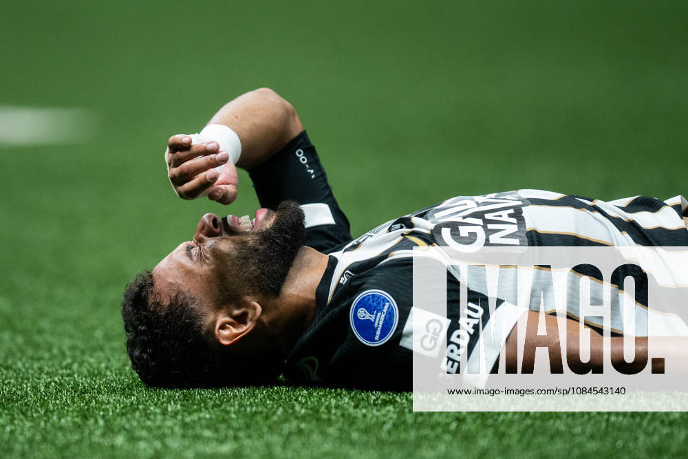 Renan Lodi of Atletico Mineiro reacts during the Copa CONMEBOL Sudamericana 2026 semi-final first leg match between Atletico Mineiro and Montevideo City Torque at Arena MRV on October 14, 2026 in Belo Horizonte, Brazil (Photo by Yuri Laurindo Sports Press Photo SPP)