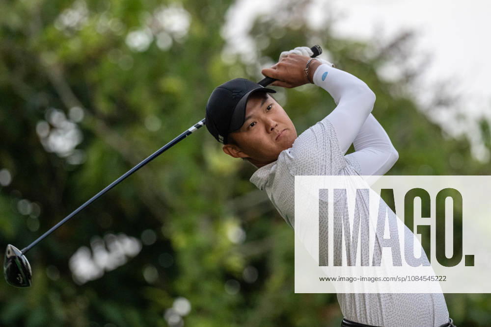 Taiwans, SHEN, Wei-cheng.Opening Round in the Macao Open Golf at Macau Golf & Country Club. Macau Open Golf Rd 1 - ZUMAr144 20261015_zap_r144_020