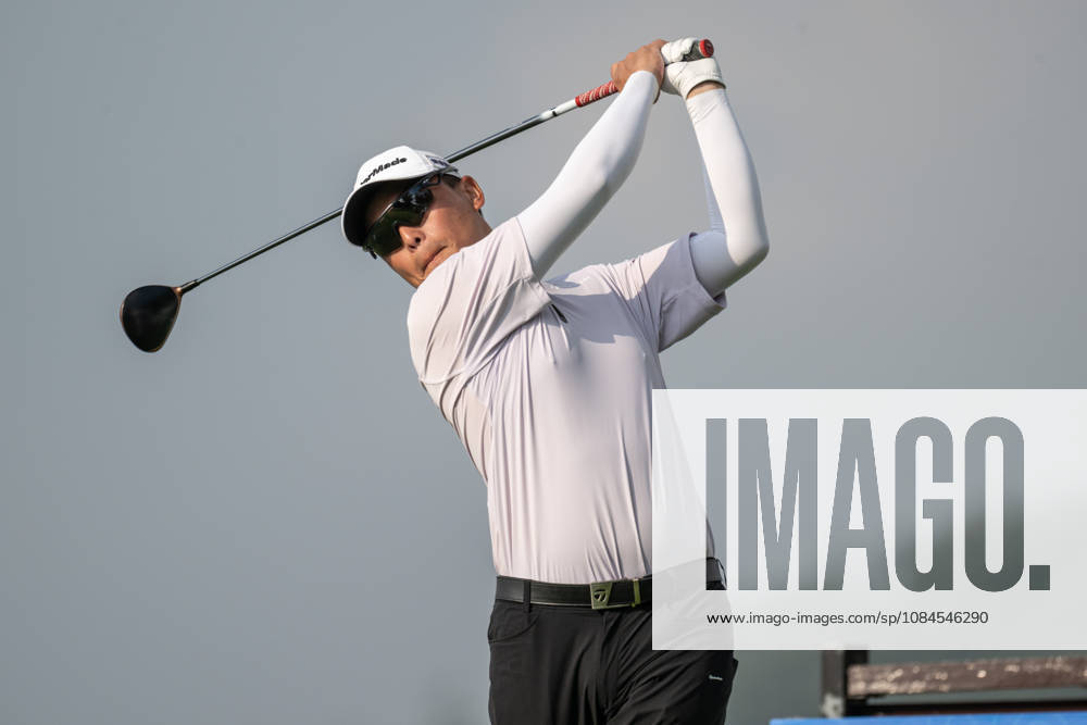 HUANG, Yi-tseng from Taiwan.Opening Round in the Macao Open Golf at Macau Golf & Country Club. Macau Open Golf Rd 1 - ZUMAr144 20261015_zap_r144_115