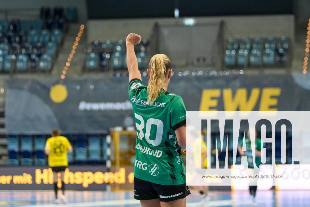 Jenny Behrend of VfL Oldenburg, 30, celebrates GER, VfL Oldenburg vs. Borussia Dortmund, ALSCO Women s Handball Bundesliga, Matchday 6, 2026–2027 Season, October 14, 2026, GER, VfL Oldenburg vs. Borussia Dortmund, ALSCO Women’s Handball Bundesliga, Matchday 6, 2026–2027 season, October 14, 2026, Oldenburg